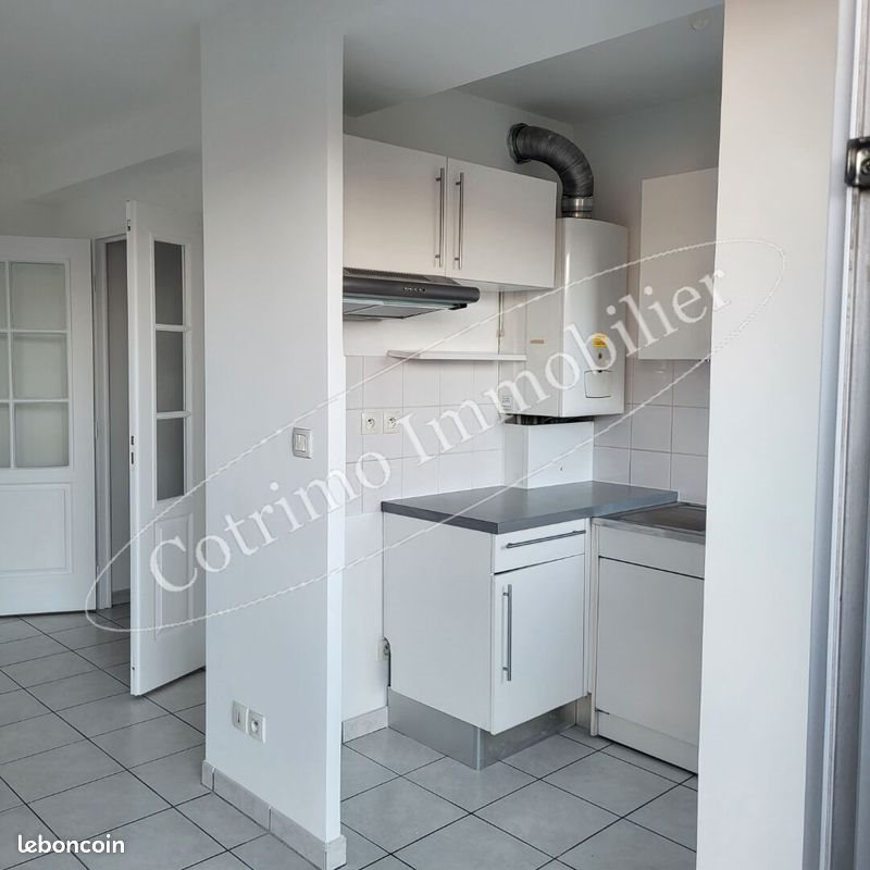 Appartement à louer, 52m², Chassieu
