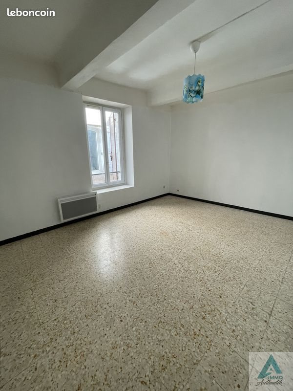 Appartement à louer, 64m², Auriol