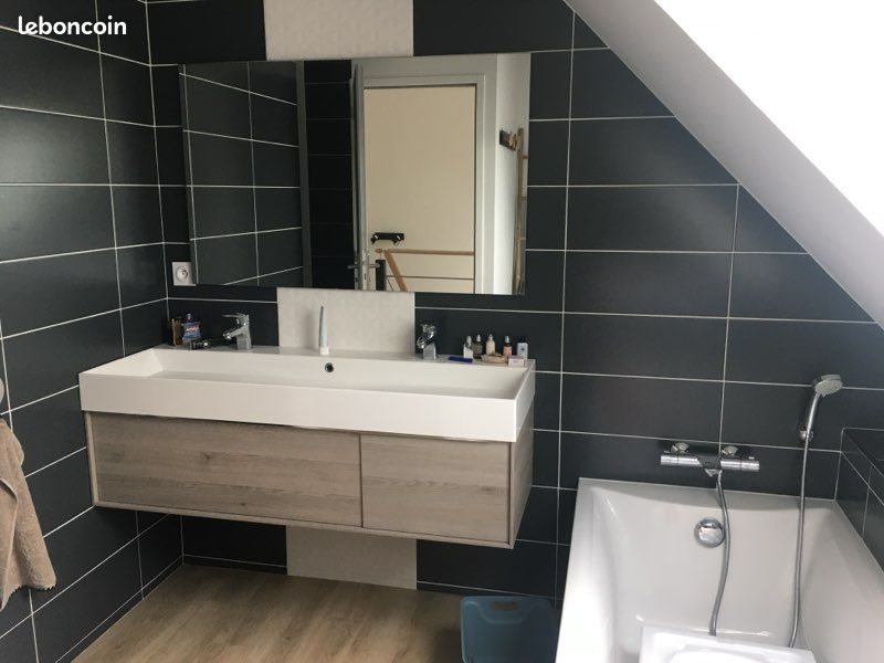 Maison à louer, 110m², Landrévarzec