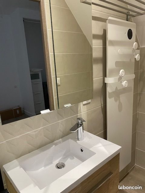 Appartement à louer, 25m², Saintes