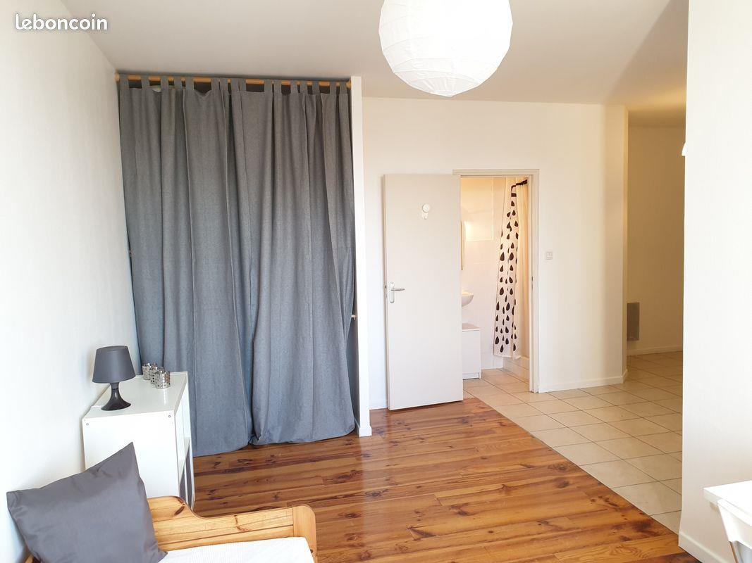 Appartement à louer, 24m², Saint-Etienne
