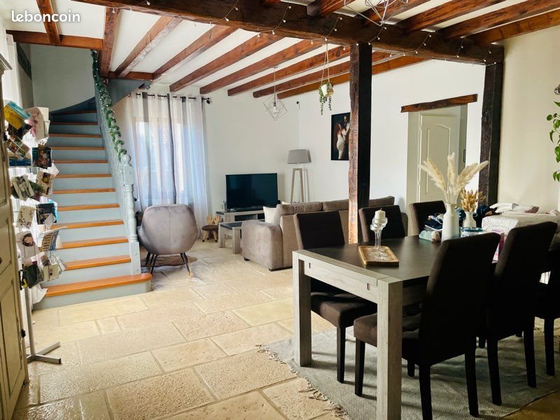 Maison à louer, 184m², Saint-Marcel