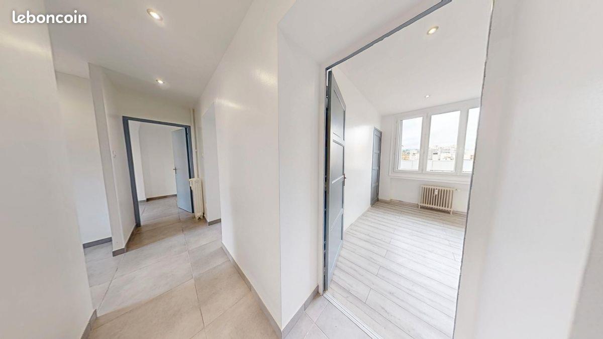Appartement à louer, 58m², Saint-Etienne