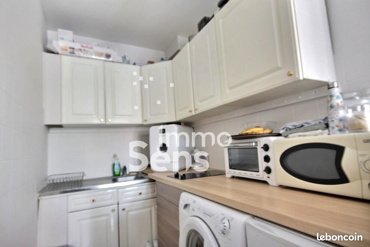 Appartement à louer, 28m², Lille