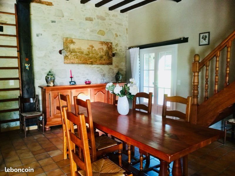 Maison à louer, 100m², Roumagne