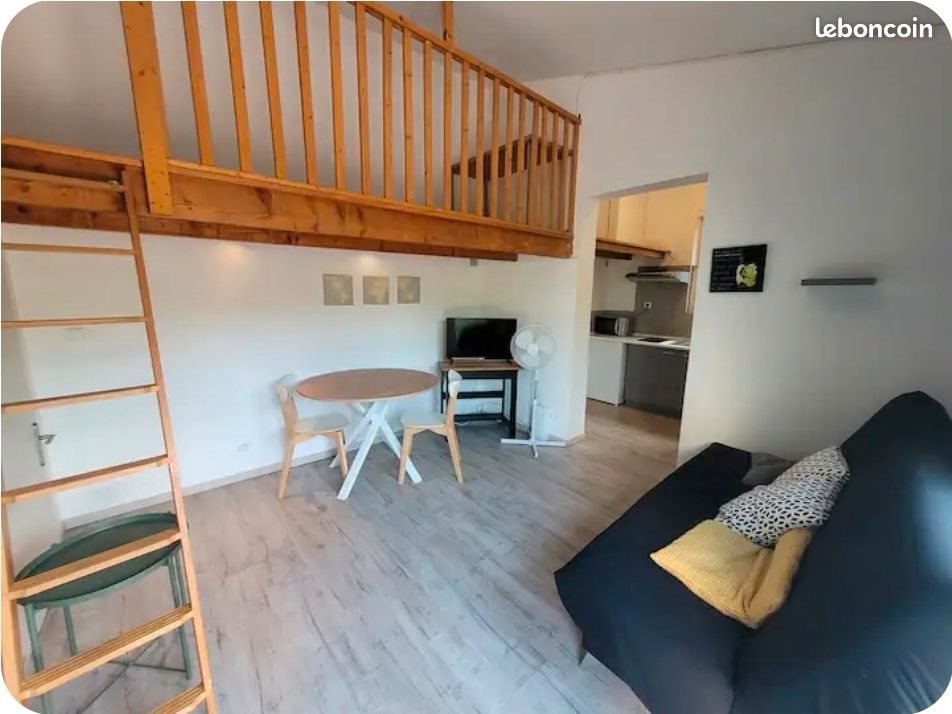 Appartement à louer, 22m², Simiane-Collongue