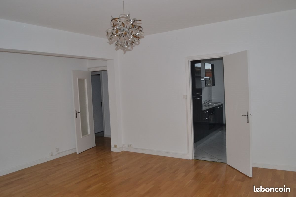 Appartement à louer, 83m², Francescas