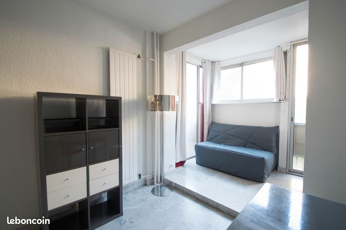 Appartement à louer, 19m², Marseille 8ème