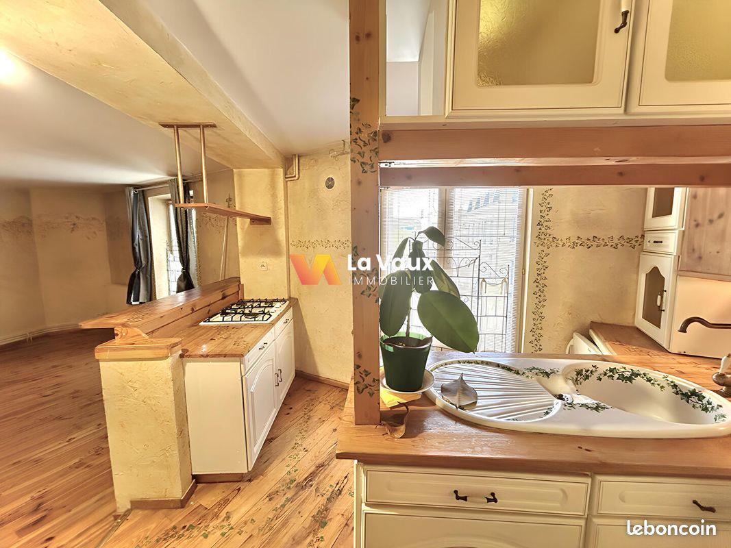 Appartement à vendre, 100m², Pont-Saint-Vincent