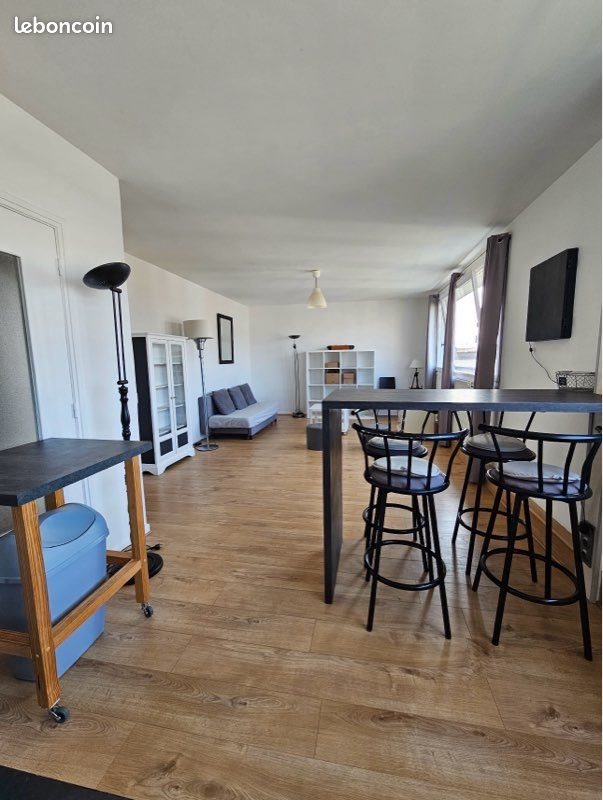 Appartement à louer, 70m², Lille