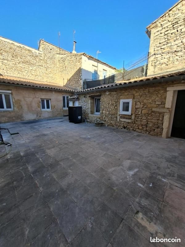 Maison à louer, 117m², Nîmes
