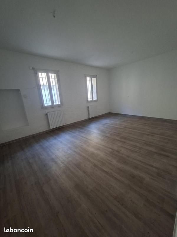 Maison à louer, 117m², Nîmes