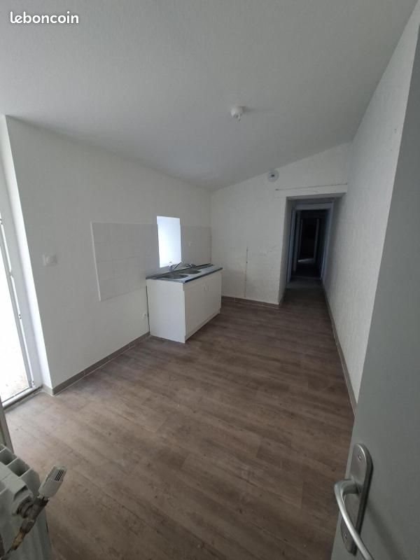 Maison à louer, 117m², Nîmes