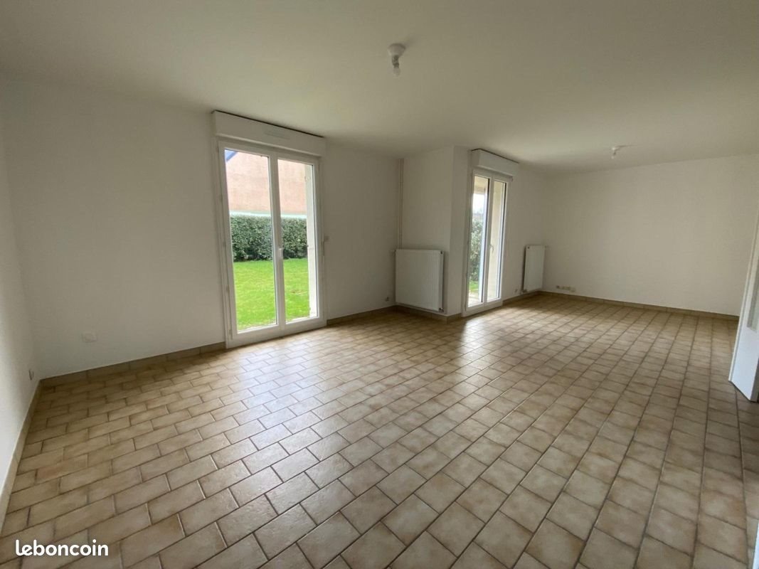 Maison à louer, 111m², Bricquebec
