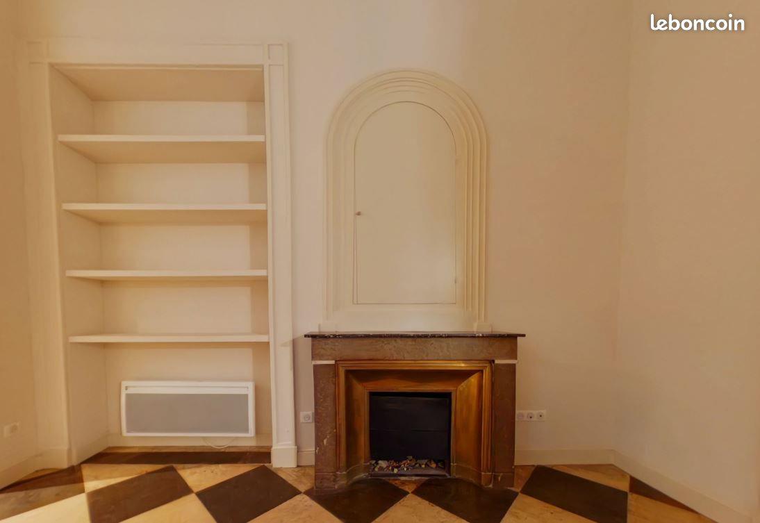 Appartement à louer, 24m², Nîmes