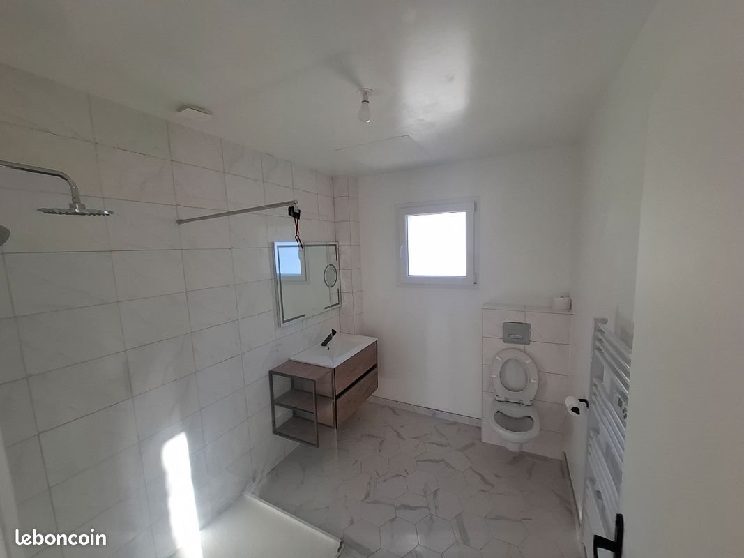 Maison à louer, 90m², Monts