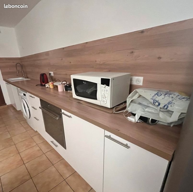 Maison à louer, 10m², Parmain