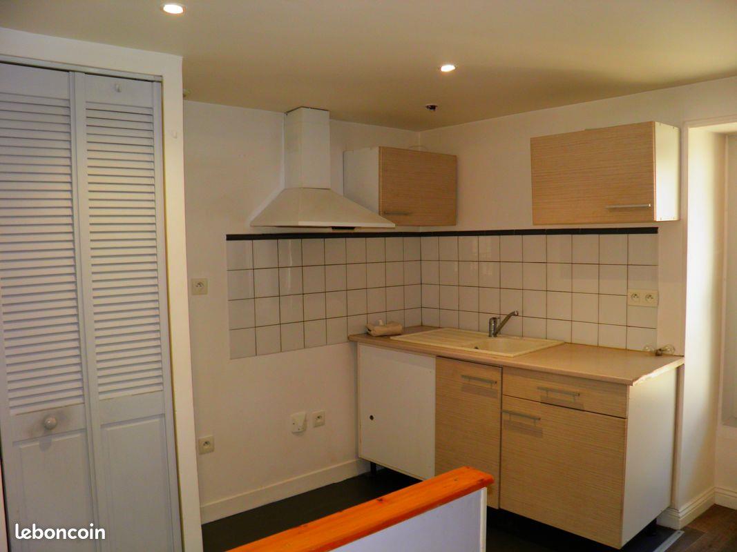 Appartement à louer, 45m², Luzech