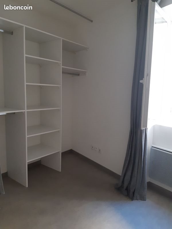 Appartement à louer, 77m², Grans
