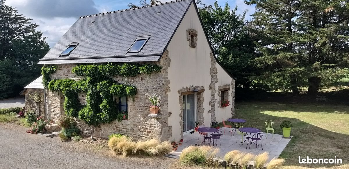Maison à louer, 61m², Treffléan