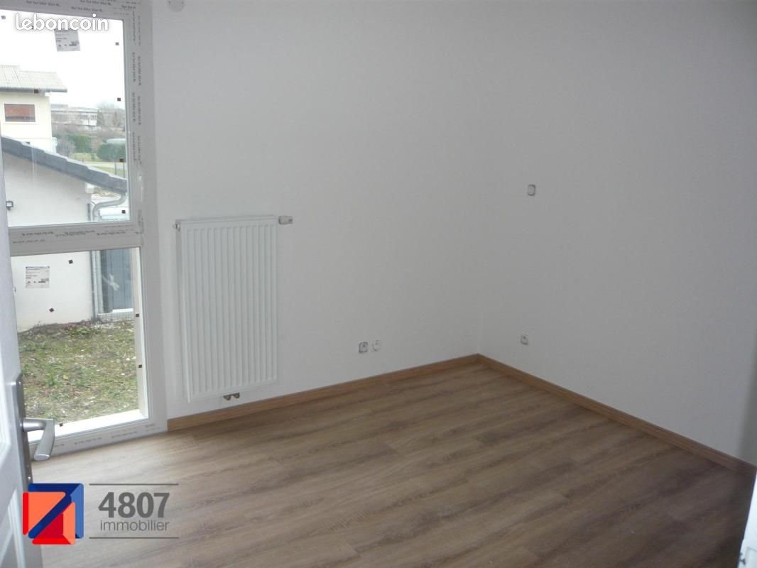 Appartement à louer, 71m², Marnaz