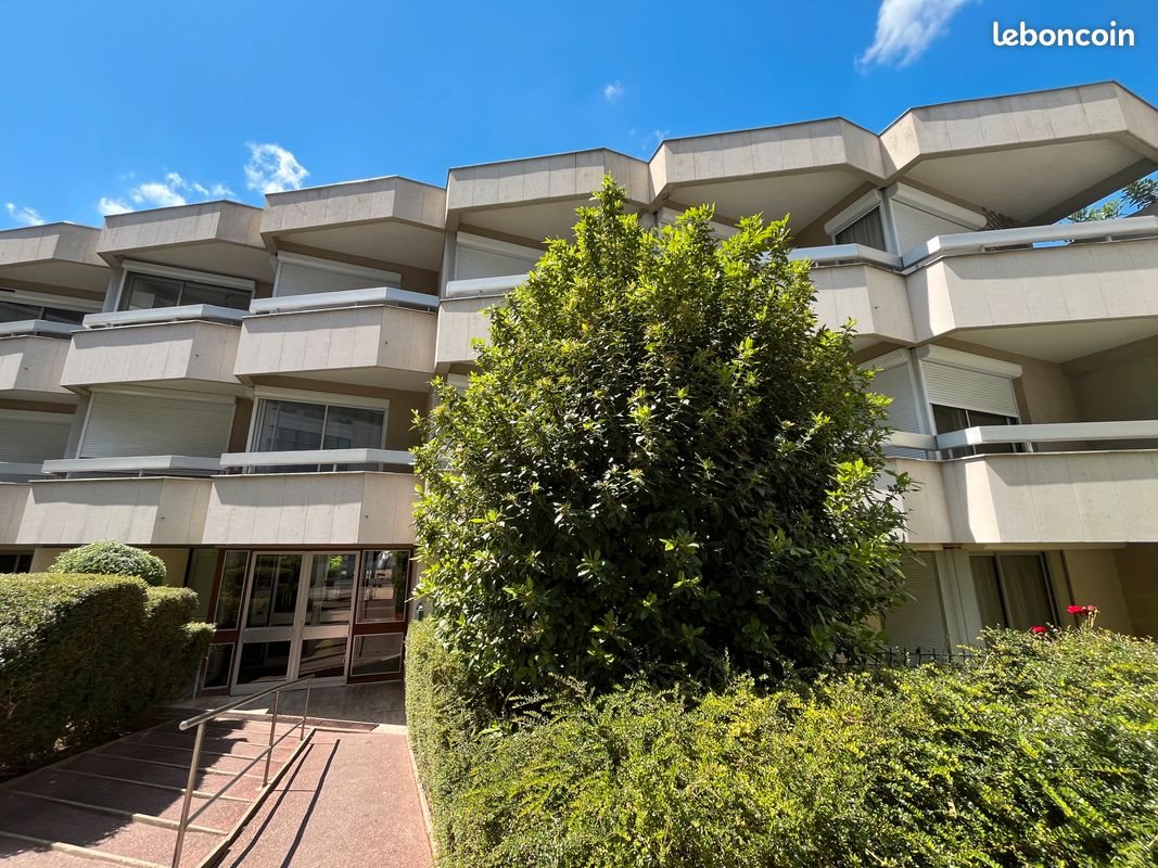 Appartement à louer, 24m², Reims