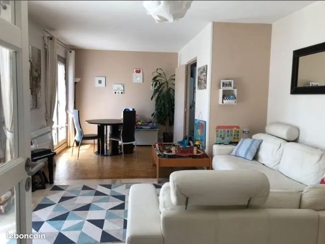 Appartement à louer, 76m², Chantilly