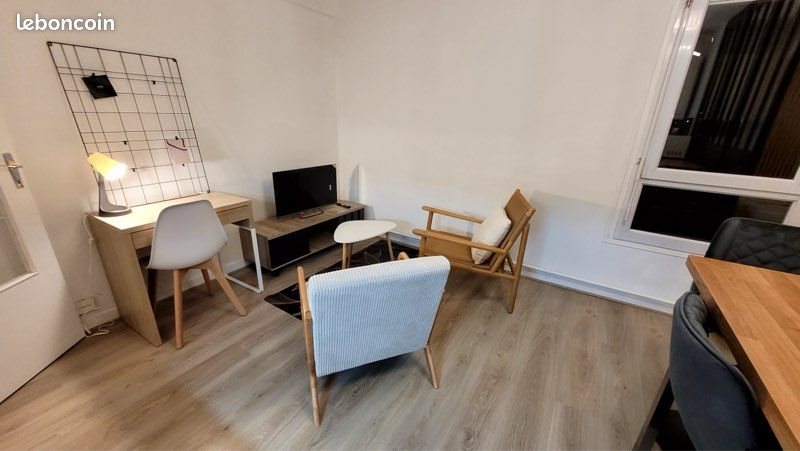 Appartement à louer, 25m², Lille