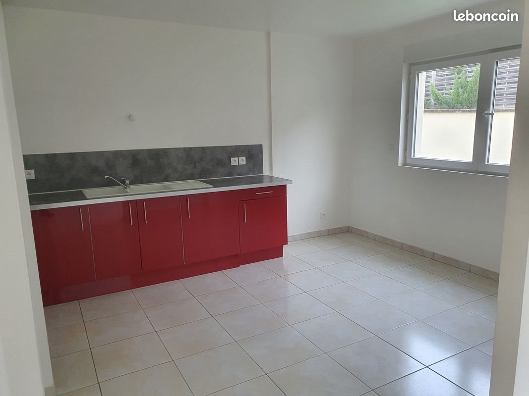 Maison à louer, 130m², Pressigny-les-Pins