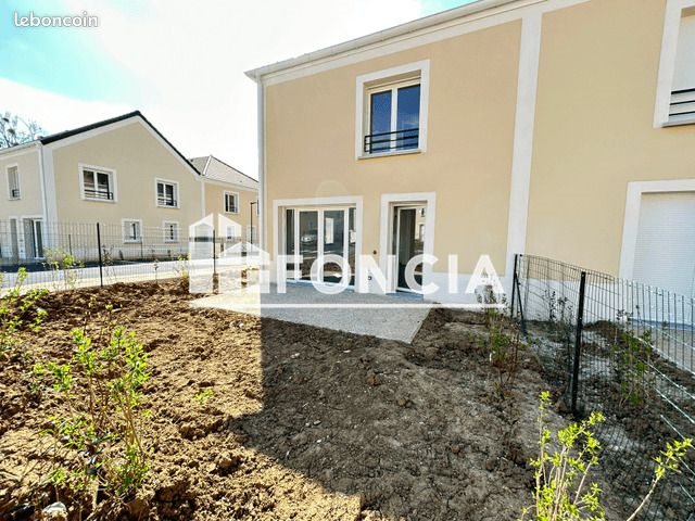 Appartement à louer, 78m², Saint-Hilarion