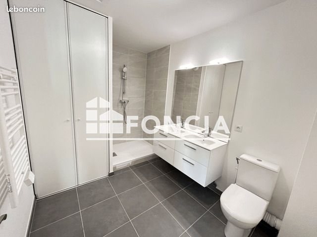 Appartement à louer, 78m², Saint-Hilarion