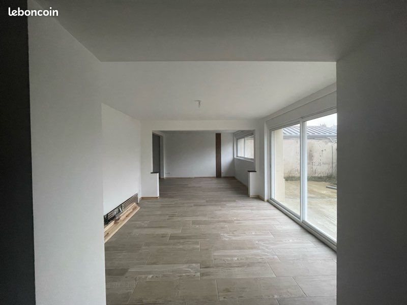 Maison à louer, 120m², Heudebouville