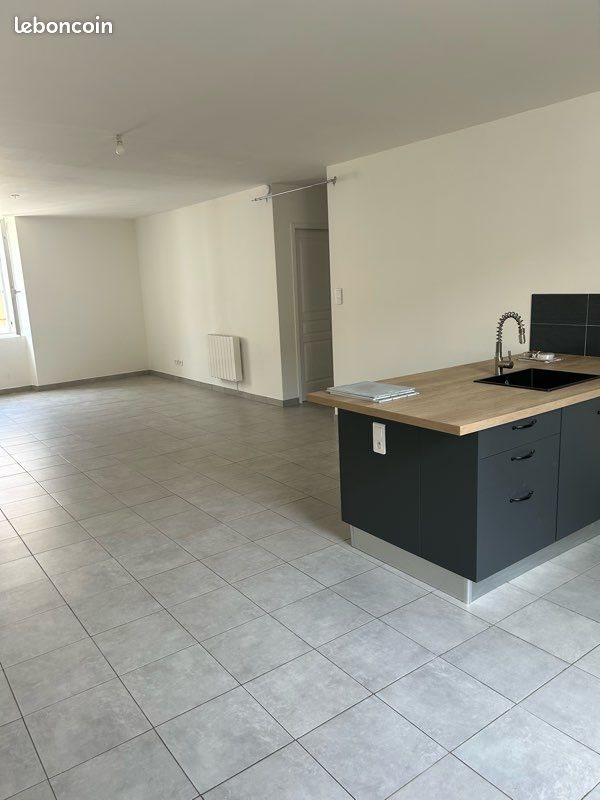 Appartement à louer, 103m², Bessèges