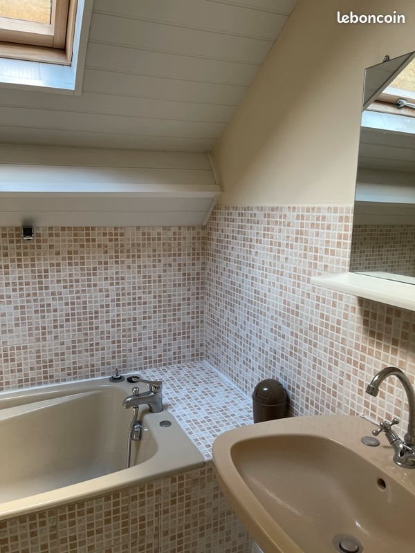 Appartement à louer, 65m², Floing