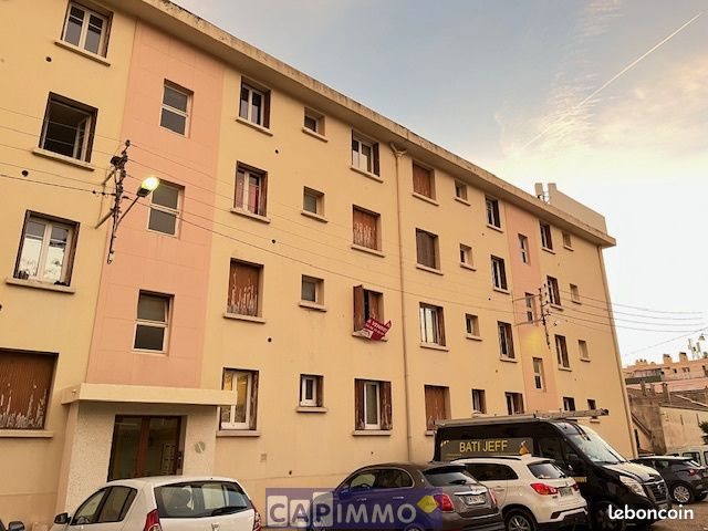 Appartement à louer, 59m², Toulon
