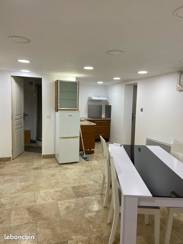 Appartement à louer, 40m², Paray-Vieille-Poste