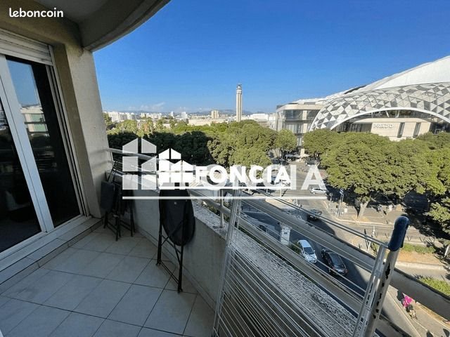 Appartement à louer, 49m², Marseille 8ème