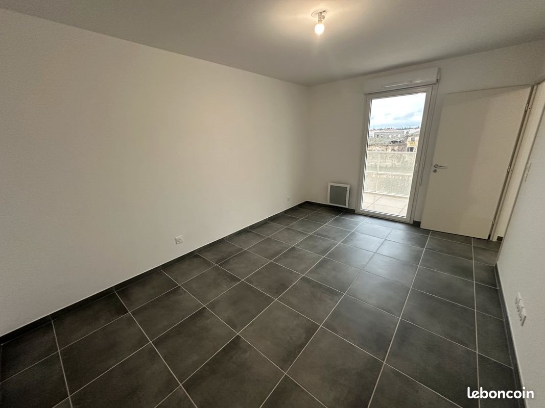 Appartement à louer, 41m², Monteux