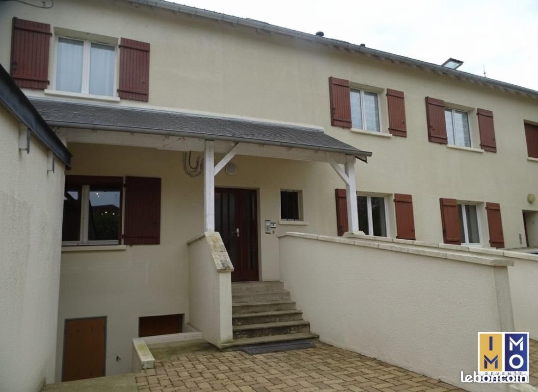 Appartement à louer, 127m², Saint-Florent-sur-Cher