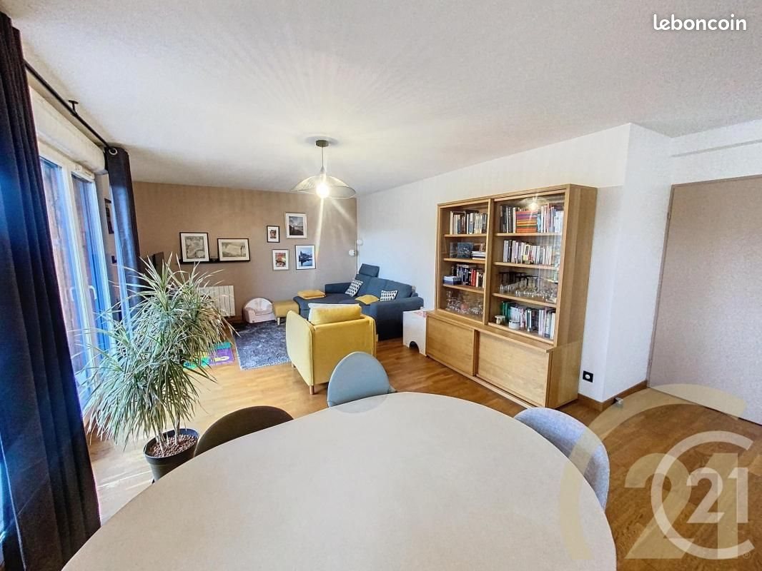 Appartement à louer, 95m², Lille