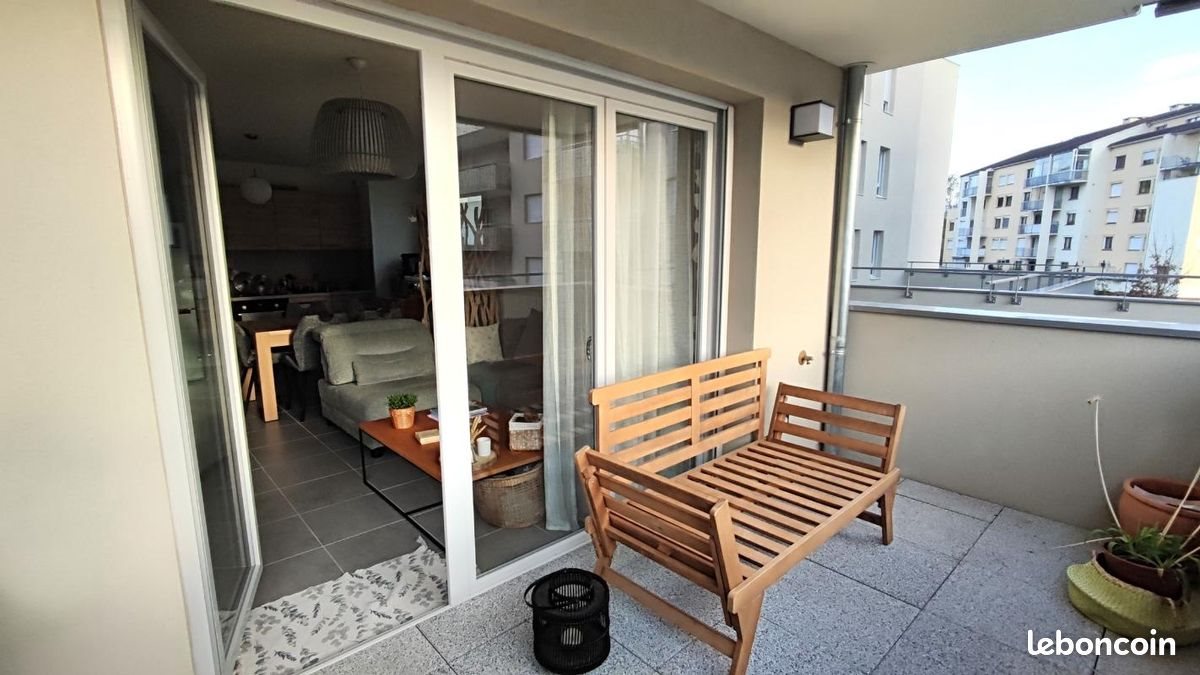 Appartement à louer, 84m², Moirans