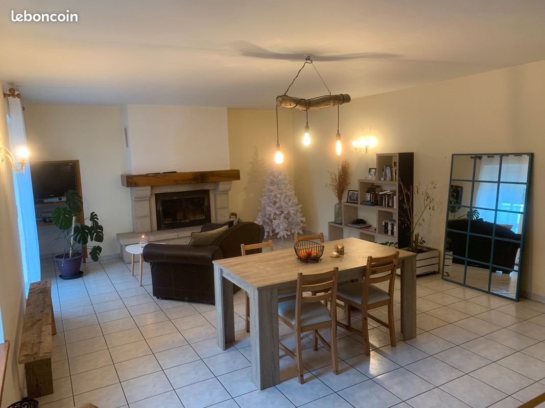 Maison à louer, 120m², Saint-Avé