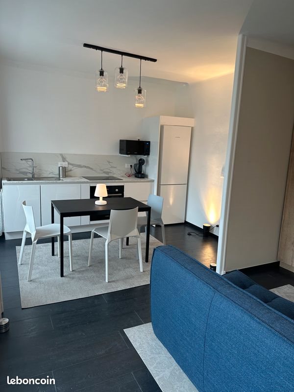 Appartement à louer, 38m², Toulon