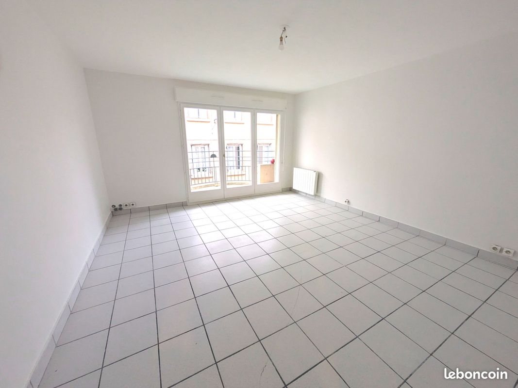 Appartement à louer, 88m², Feurs