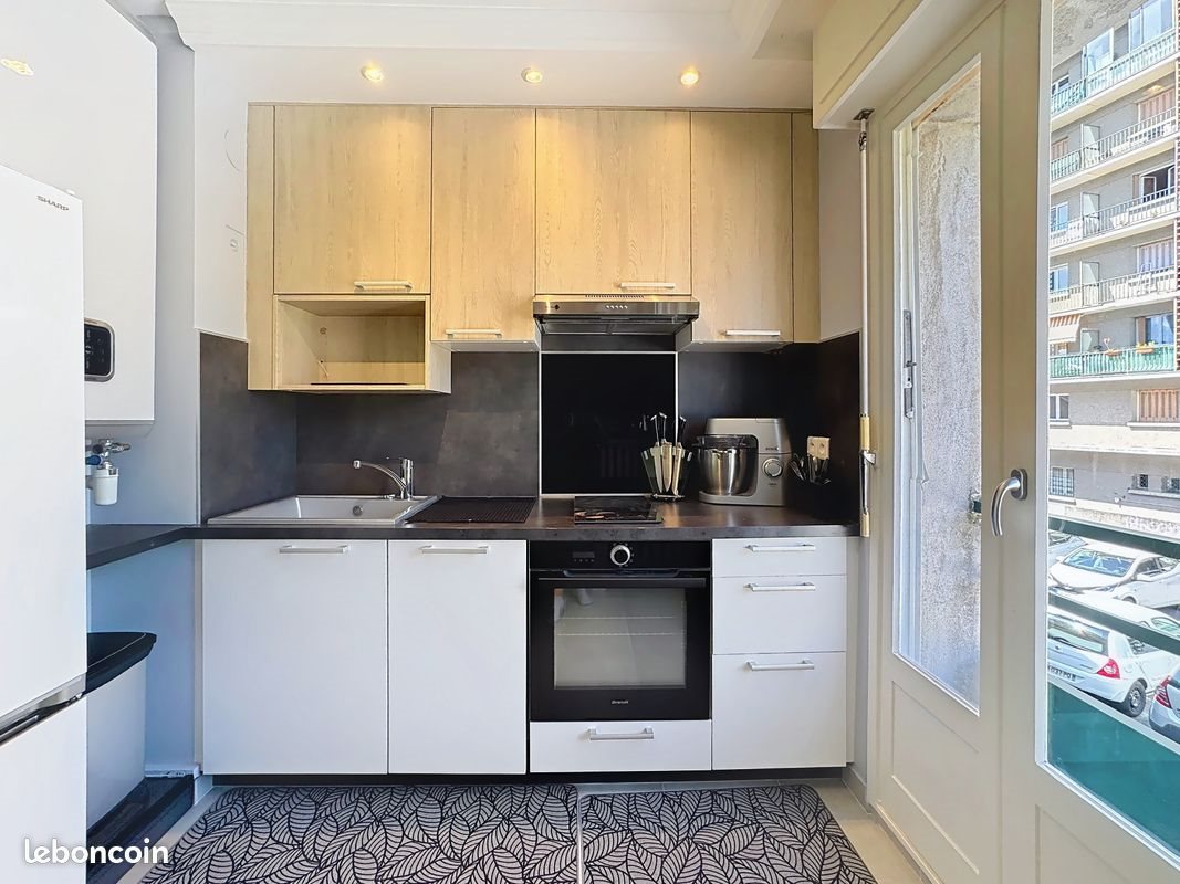 Appartement à louer, 38m², Grenoble
