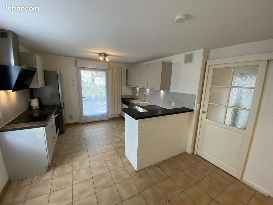 Maison à louer, 150m², Sergy