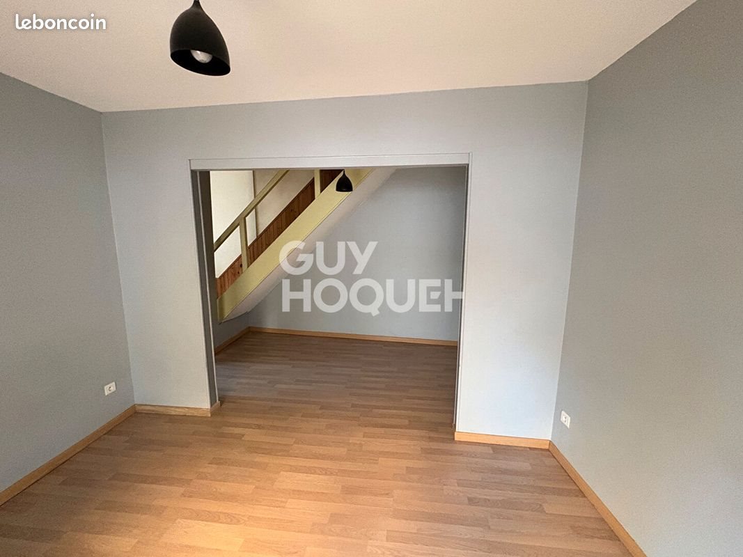 Maison à louer, 55m², Bizanet