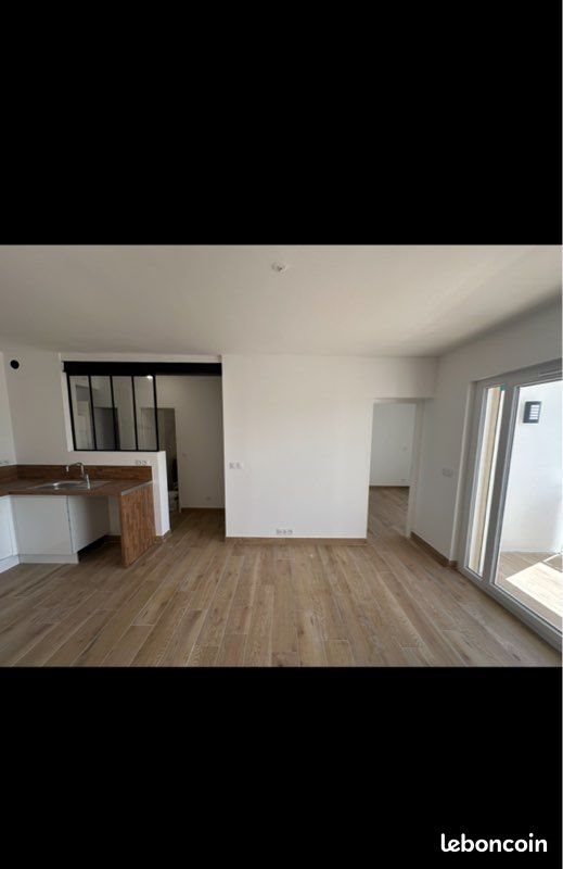 Appartement à louer, 42m², Lunel