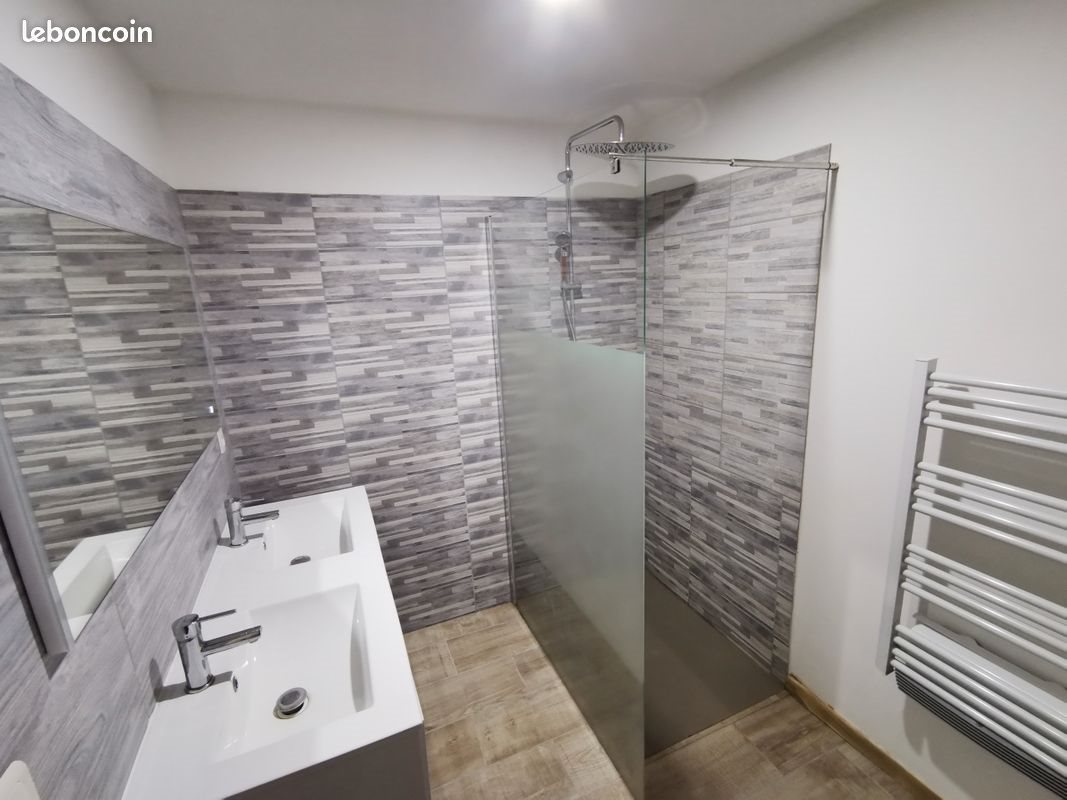 Maison à louer, 75m², Escales