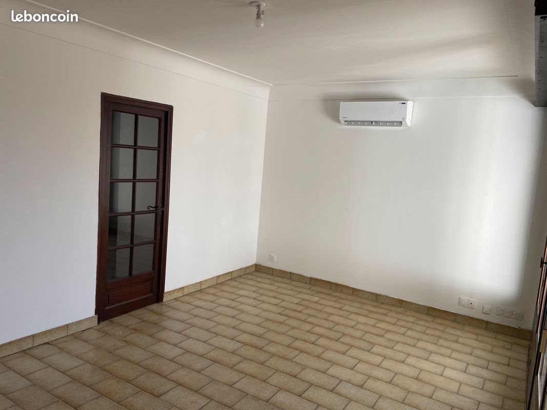 Appartement à louer, 70m², Amou